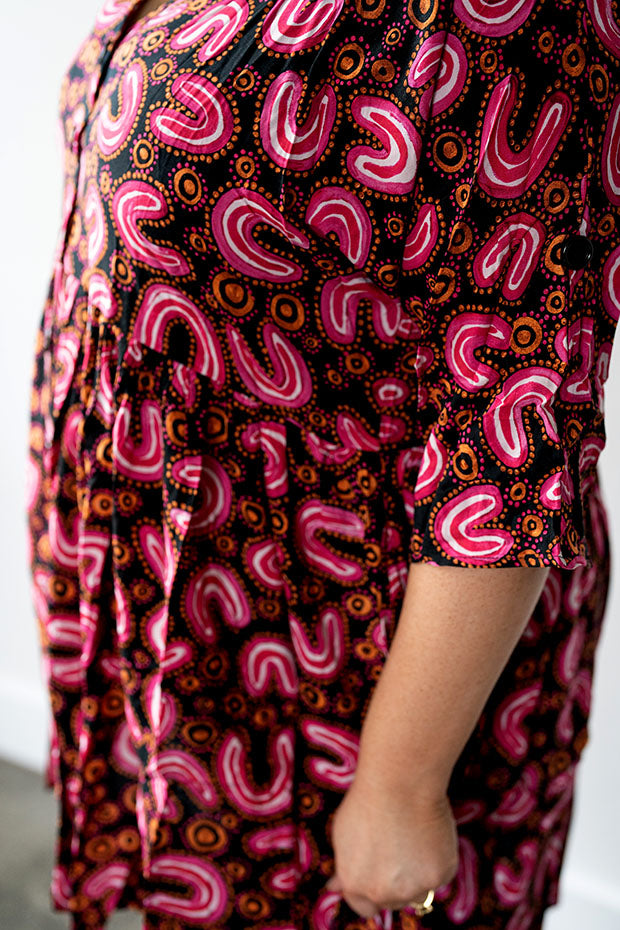 Adina Yarli Creative Dress – Yarli Creative shift dress