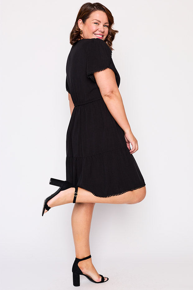 Gloria Black Dress – Black knee length dress
