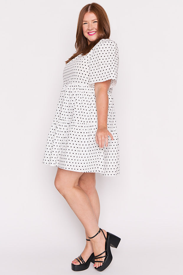 Isadora White Spot Dress – White Spot mini dress