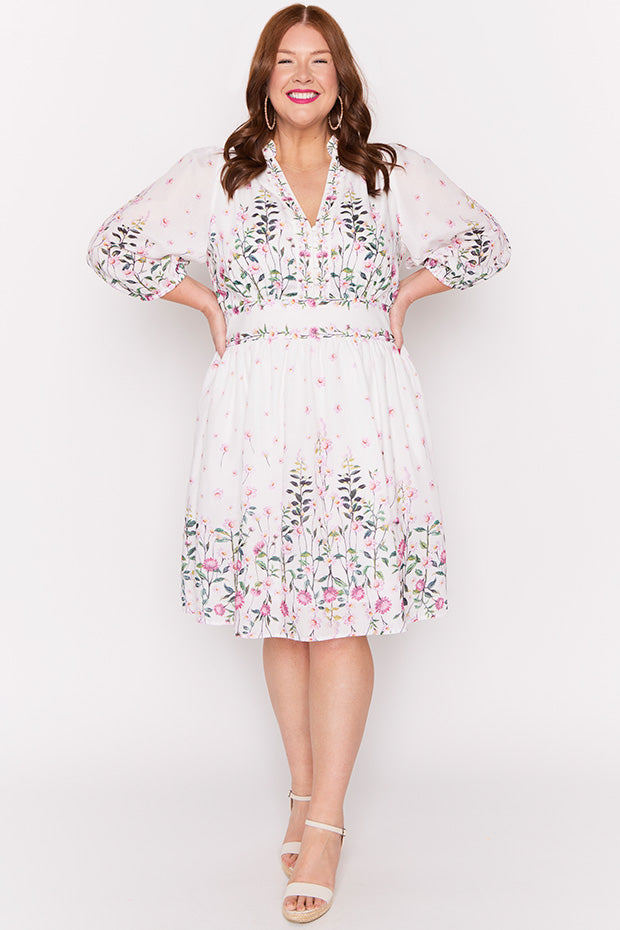 Abbie White Dancing Clover Dress – White Dancing Clover knee length dress