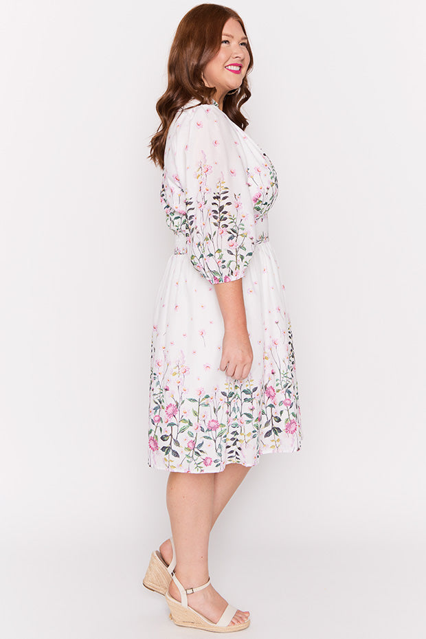 Abbie White Dancing Clover Dress – White Dancing Clover knee length dress