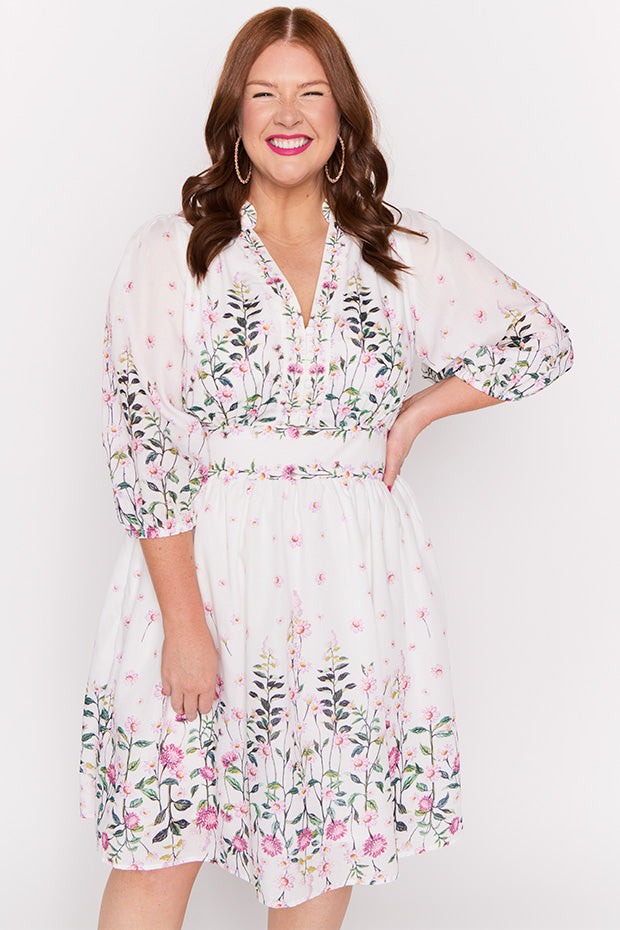 Abbie White Dancing Clover Dress – White Dancing Clover knee length dress