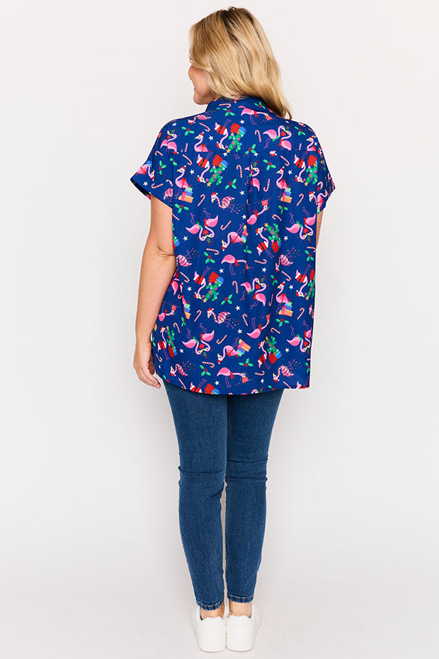Belle Flamingo Christmas Shirt – Flamingo Christmas longline shirt