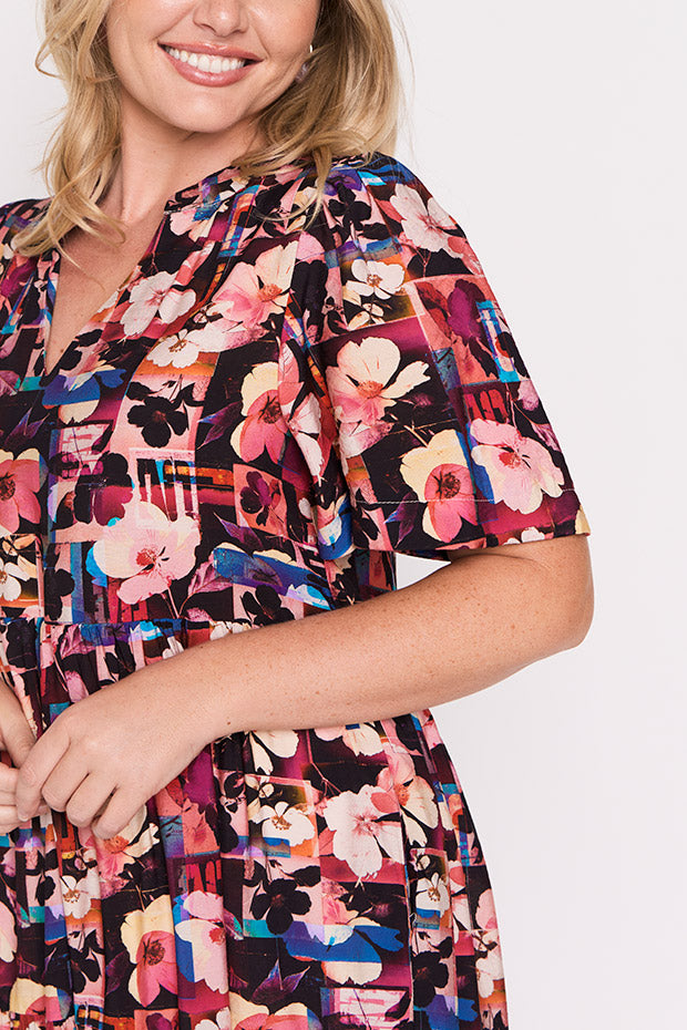 Hollie Floral Collage Dress – Floral Collage midi dress