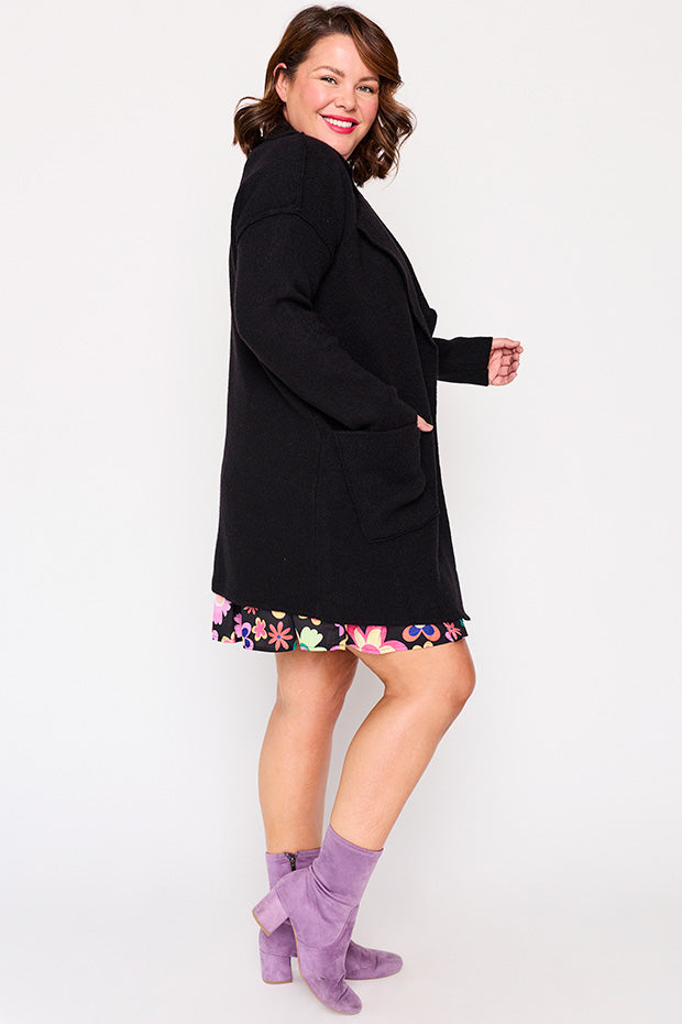 Carolina Black Knit – Black cardigan