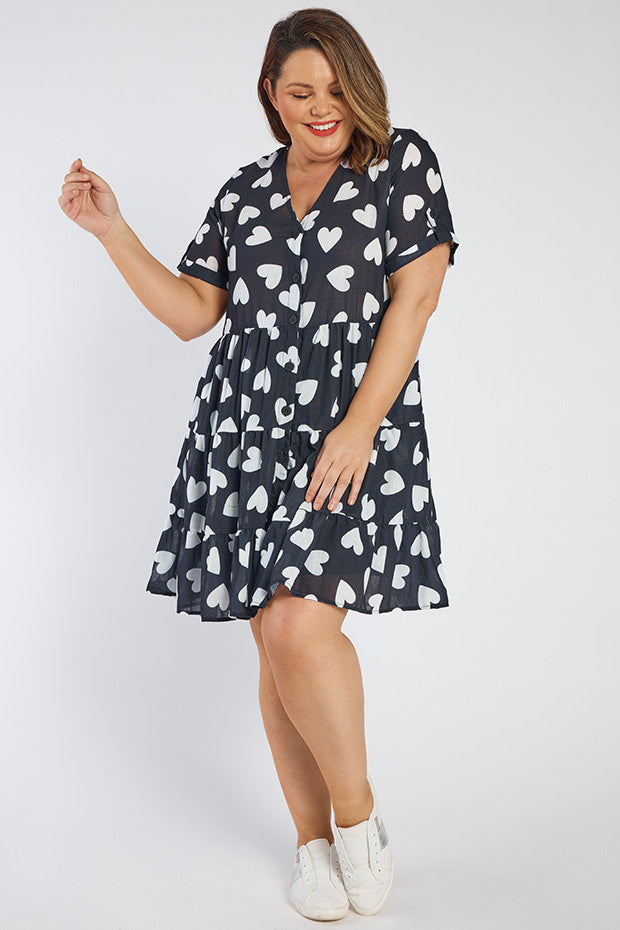 Poppy Hearts a Flutter Dress – Hearts a Flutter shift dress