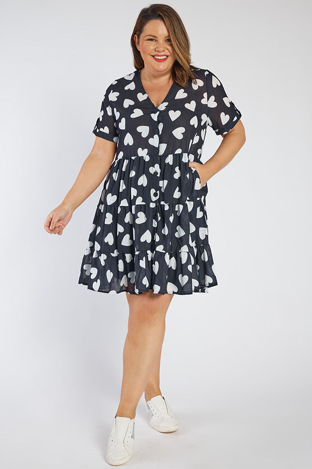 Poppy Hearts a Flutter Dress – Hearts a Flutter shift dress