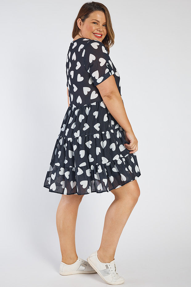 Poppy Hearts a Flutter Dress – Hearts a Flutter shift dress