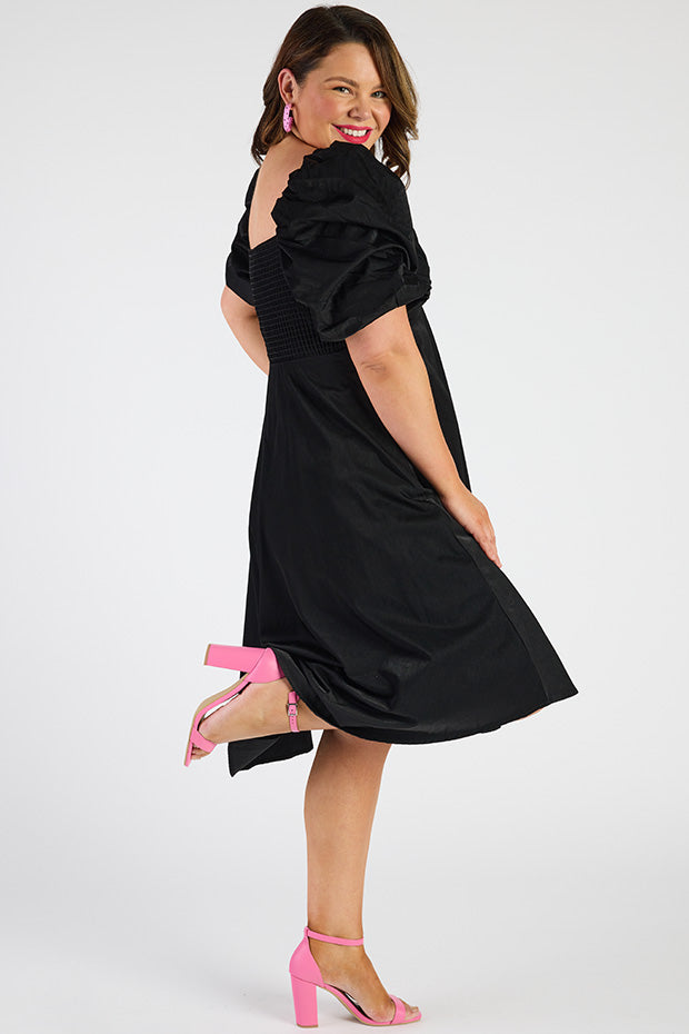 Demi Black Dress – Black midi dress