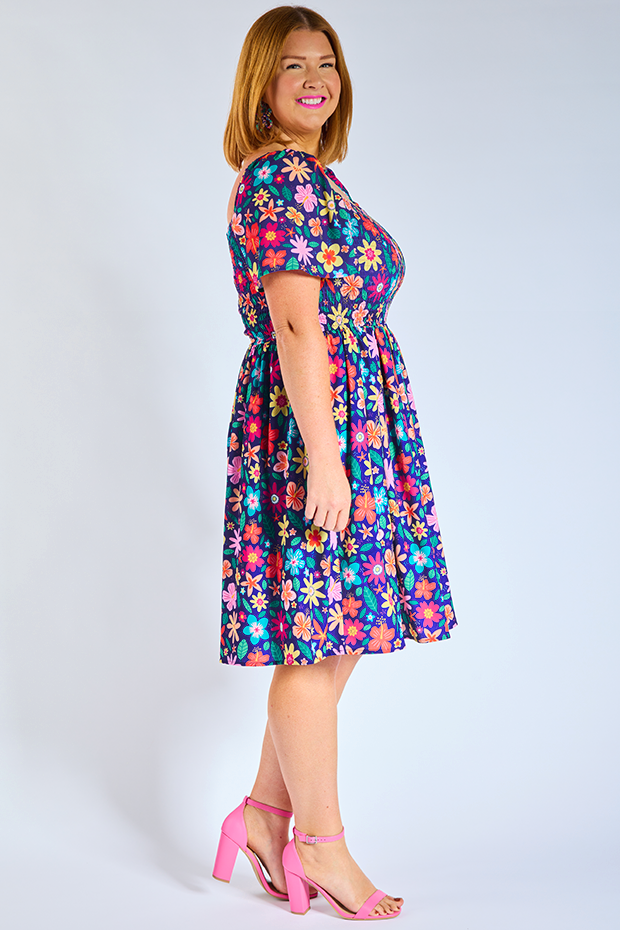 Katarina Ashy Dress – Ashy knee length dress