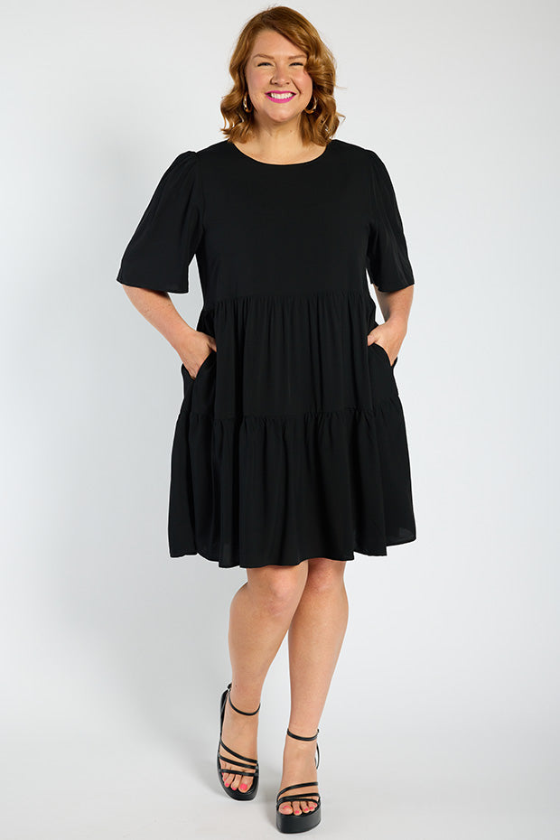 Izzie Black Dress – Black mini dress
