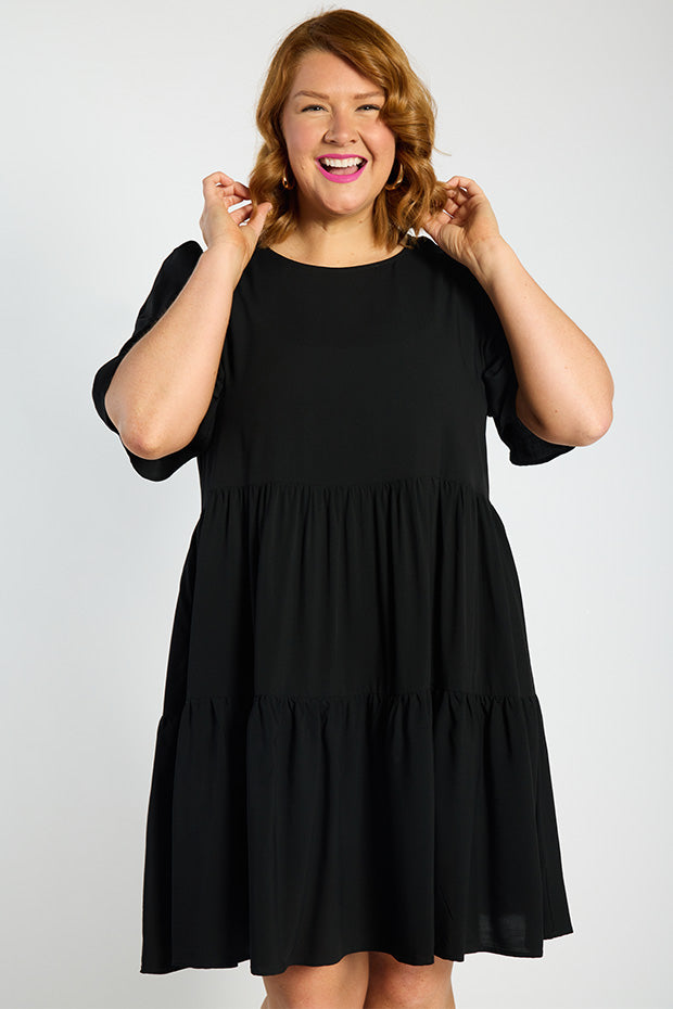 Izzie Black Dress – Black mini dress