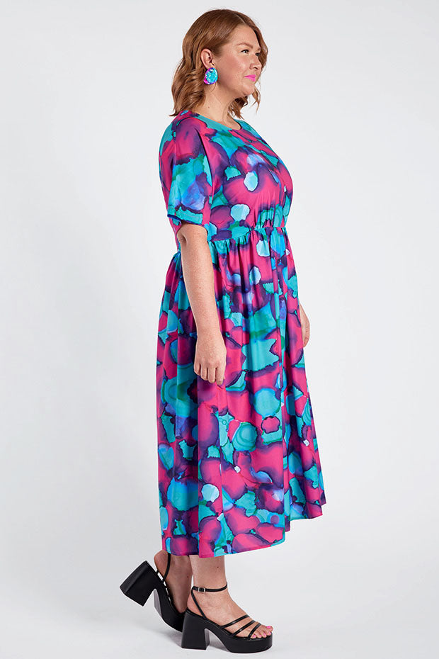 Superstar Aura Dress – Aura midi dress