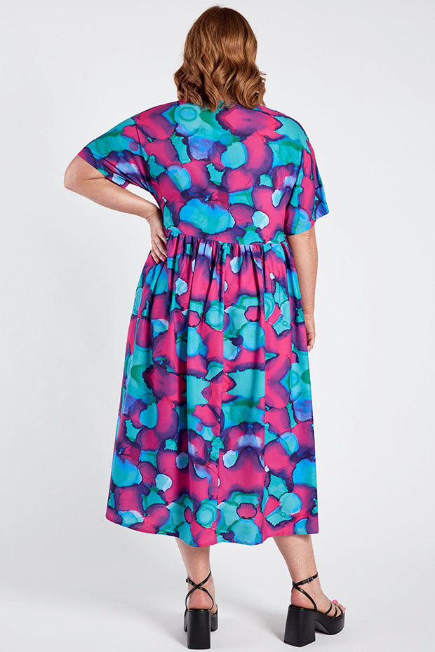 Superstar Aura Dress – Aura midi dress
