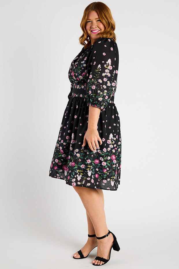 Abbie Dancing Clover Dress – Dancing Clover knee length dress