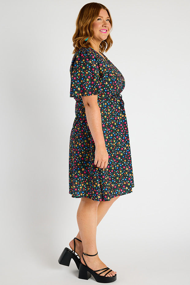 Siena Ditsy Black Dress – Ditsy Black midi dress