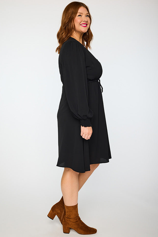 Sofia Black Dress – Black knee length dress