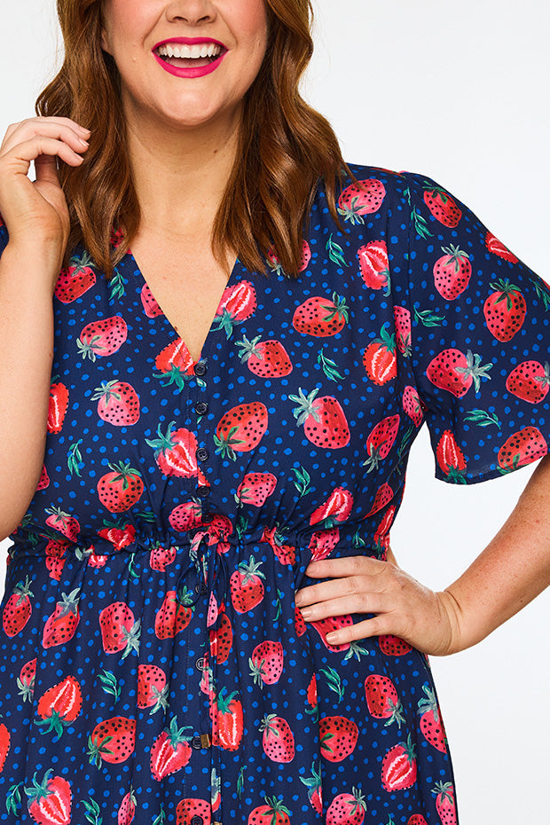 Siena Strawberry Patch Dress – Strawberry Patch knee length dress