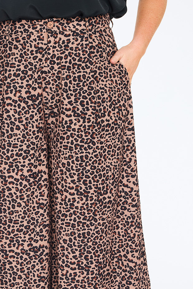 Zoey Classic Leopard Pant – Classic Leopard wide leg pants