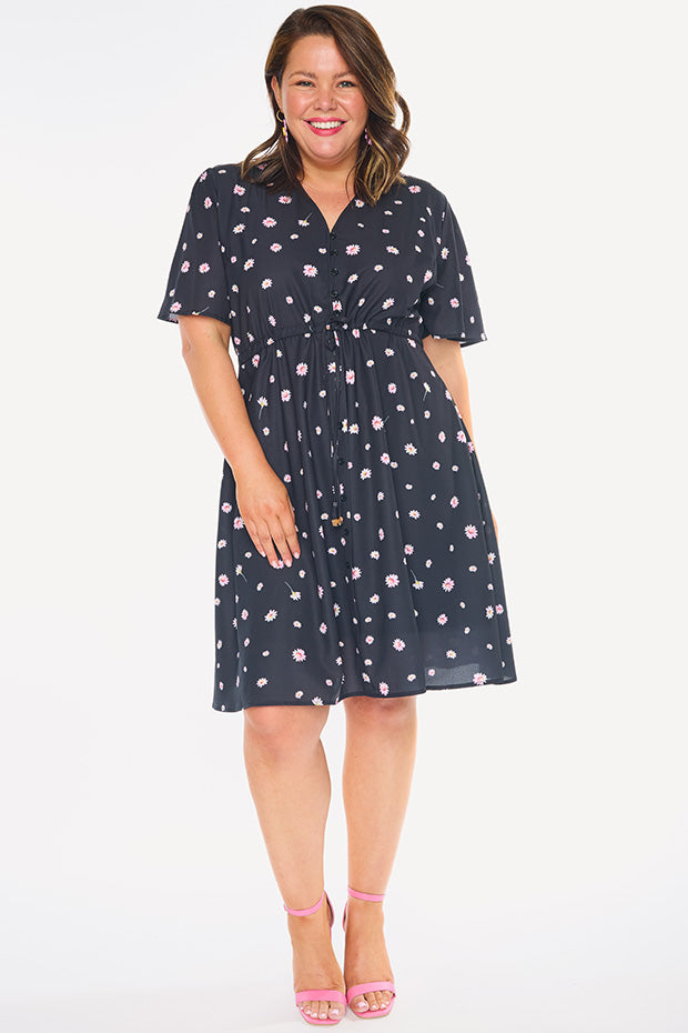 Siena Floating Daisy Dress – Floating Daisy knee length dress
