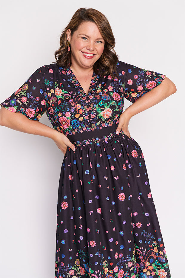 Stephanie Black Magic Garden Dress – Black Magic Garden midi dress