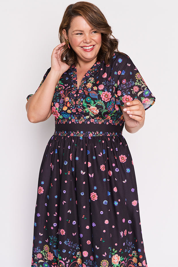 Stephanie Black Magic Garden Dress – Black Magic Garden midi dress
