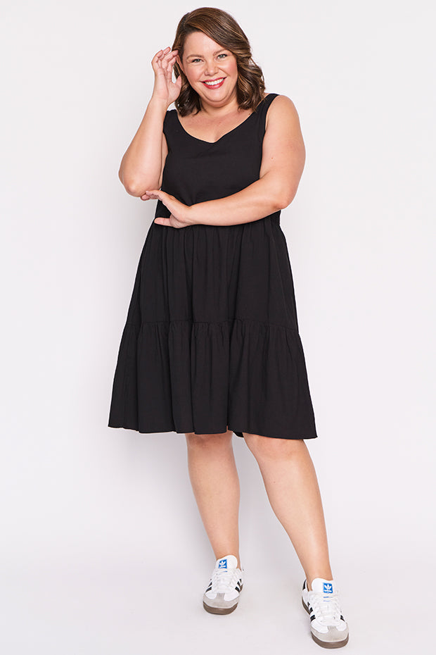 Rory Black Dress – Black knee length dress