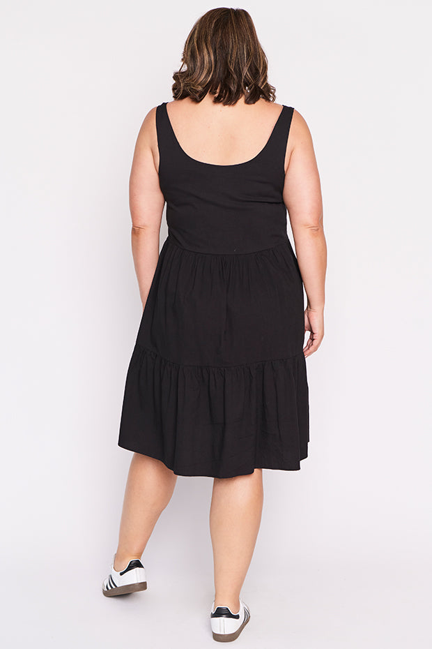 Rory Black Dress – Black knee length dress