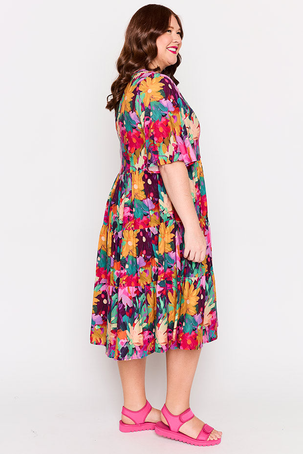 Chrissie Romantic Escape Dress – Romantic Escape midi dress