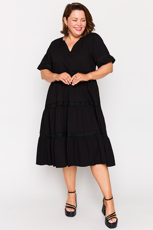 Sara Black Dress – Black midi dress