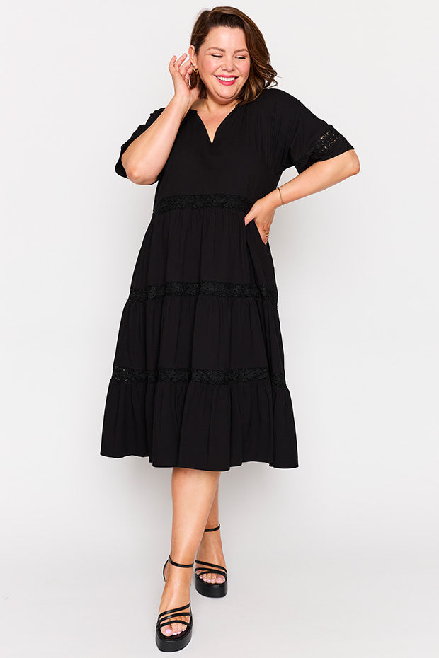 Sara Black Dress – Black midi dress