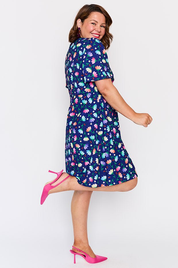 Siena Daisy Bug Dress – Daisy Bug knee length dress