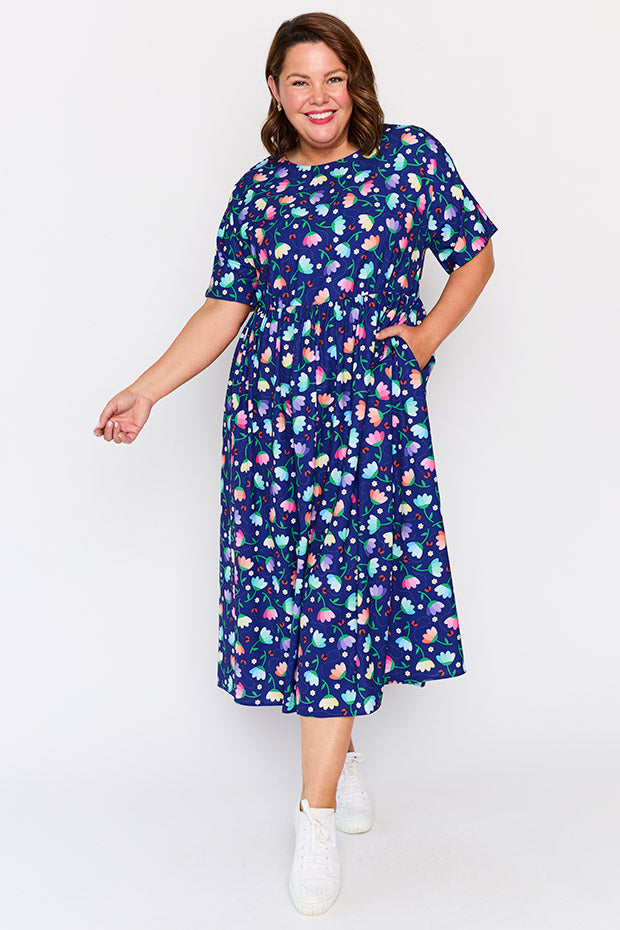 Superstar Daisy Bug Dress – Daisy Bug midi dress