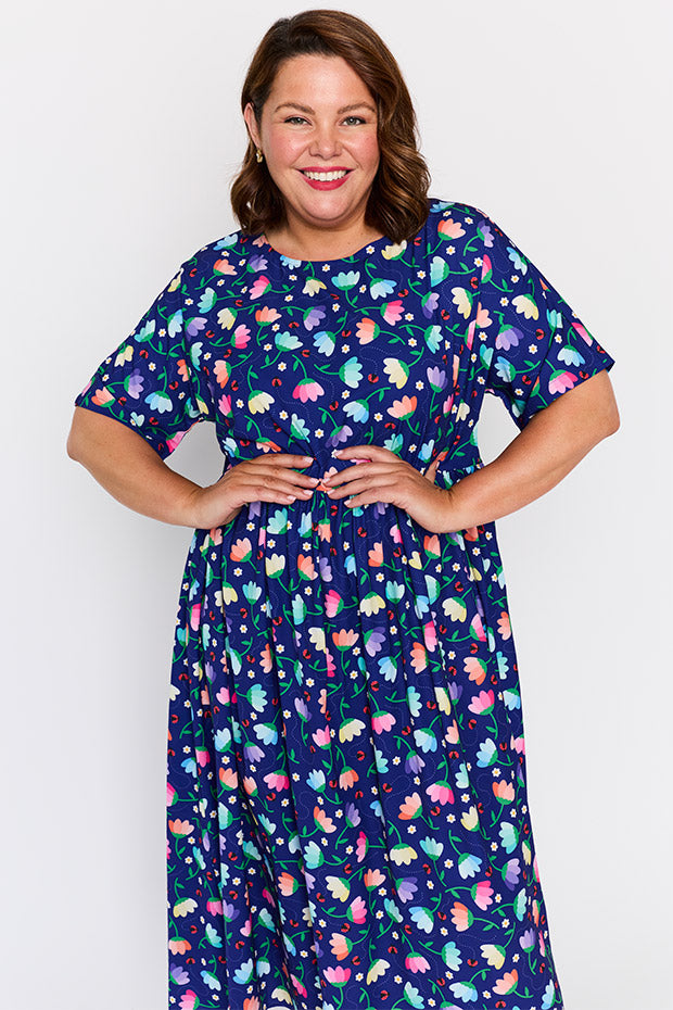 Superstar Daisy Bug Dress – Daisy Bug midi dress