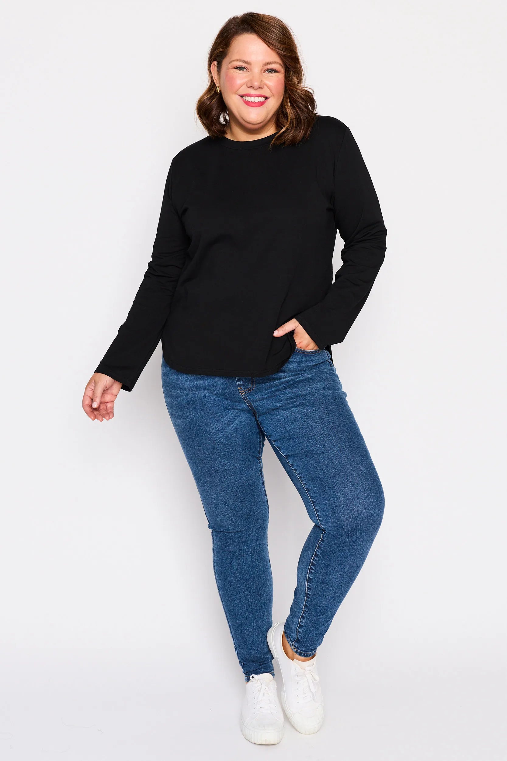 Maryanne Black Top – Black loose top