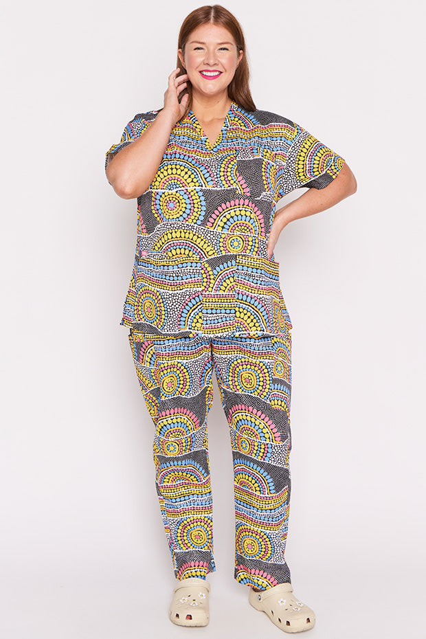 Meredith Next To You Scrub Top – Next To You top