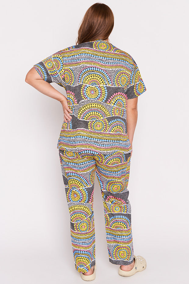 Meredith Next To You Scrub Top – Next To You top