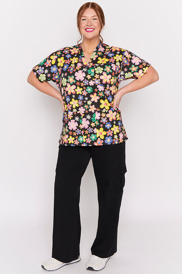 Meredith Daisy Pop Scrub Top – Daisy Pop top