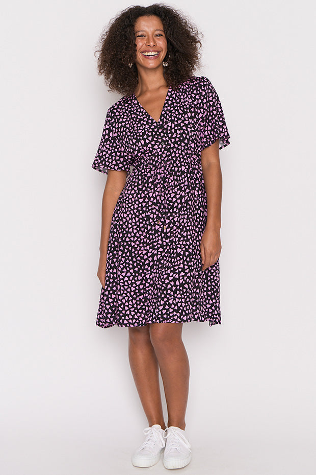 Jaz Abstract Hearts Black Pink Dress – Abstract Hearts Black Pink knee length dress