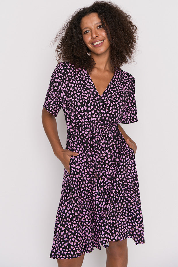 Jaz Abstract Hearts Black Pink Dress – Abstract Hearts Black Pink knee length dress