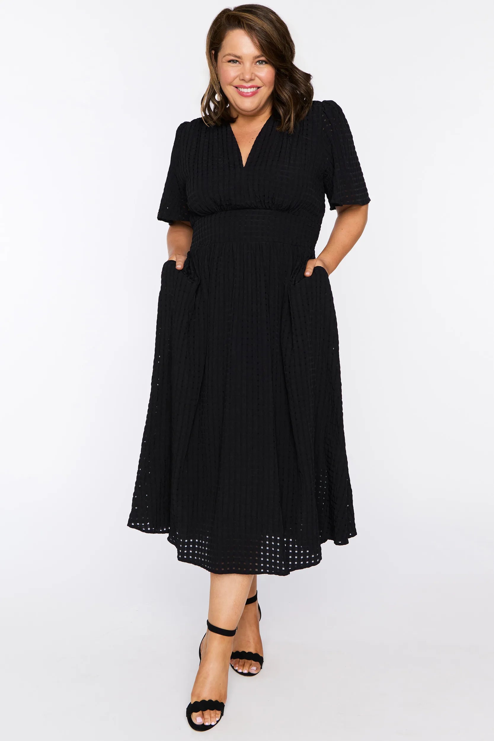 Mable Black Dress – Black midi dress