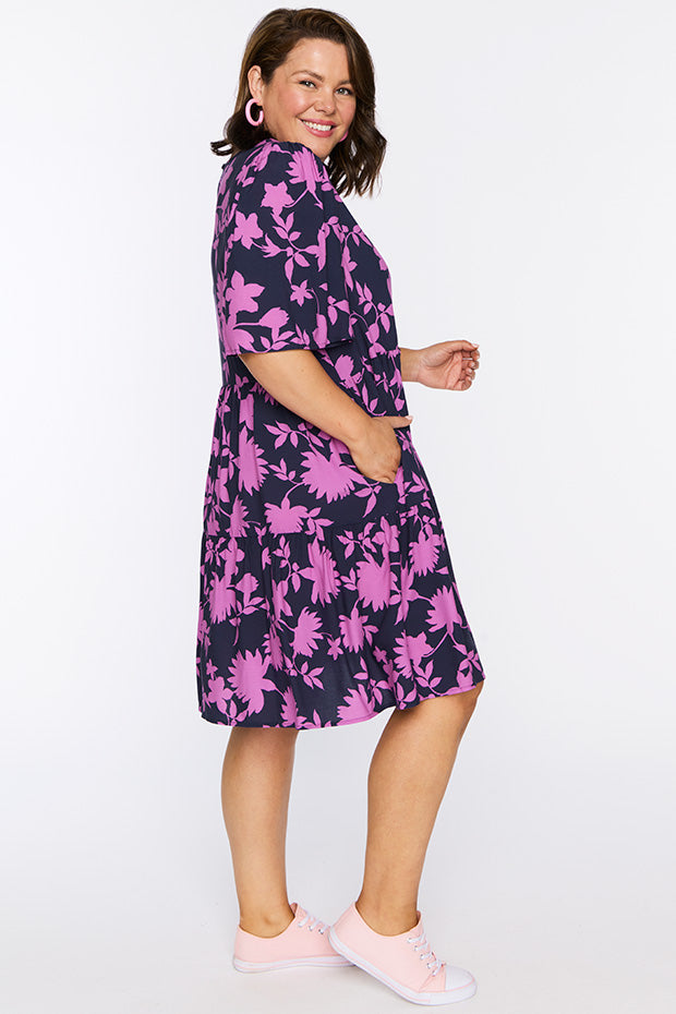 Izzie Contrast Ivy Dress – Contrast Ivy mini dress