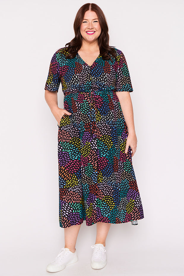 Michelle Rainbow Waves Dress – Rainbow Waves midi dress