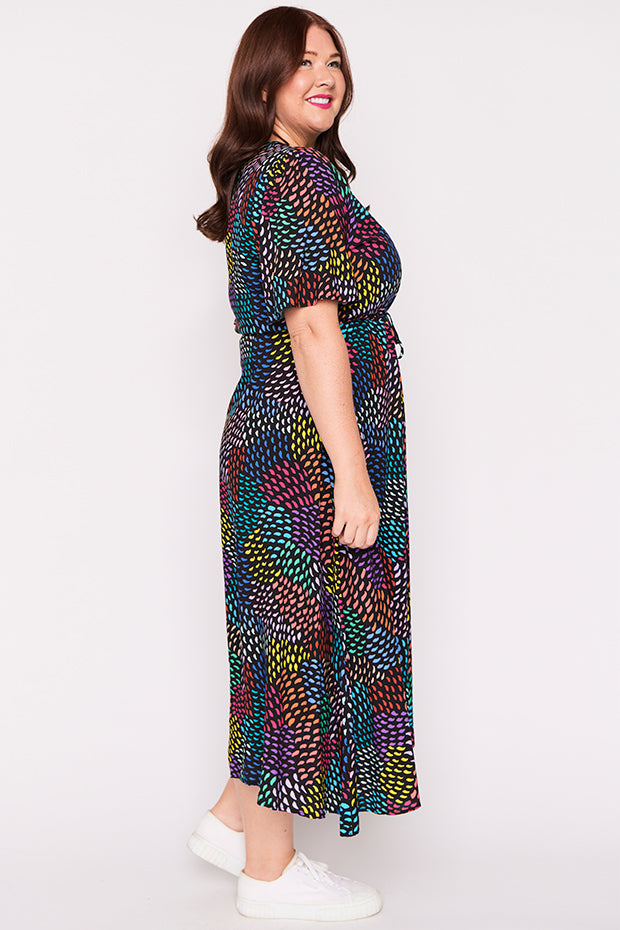 Michelle Rainbow Waves Dress – Rainbow Waves midi dress