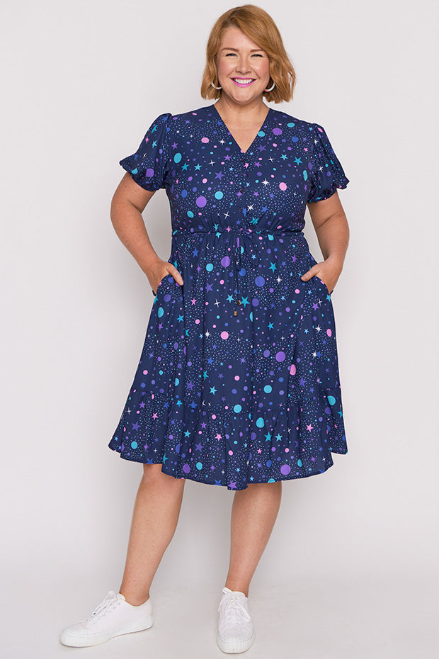 Amelia Nebula Dress – Nebula knee length dress