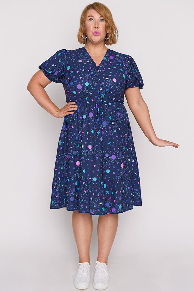 Amelia Nebula Dress – Nebula knee length dress