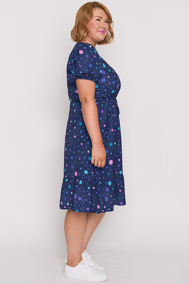 Amelia Nebula Dress – Nebula knee length dress