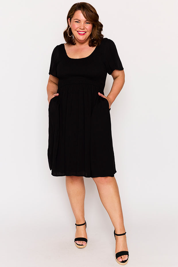 Merida Black Dress – Black knee length dress