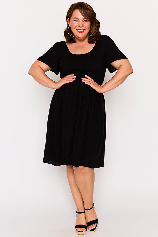 Merida Black Dress – Black knee length dress
