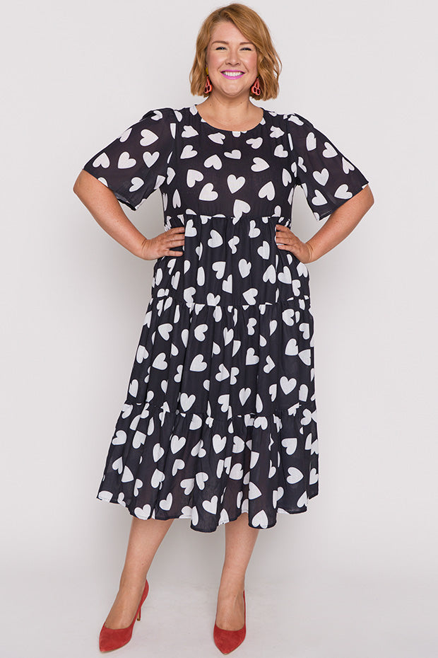 Saturn Hearts a Flutter Dress – Hearts a Flutter midi dress